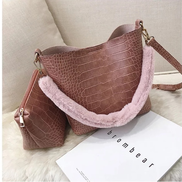 luckyday99 Handbags - NEW ROME 2pc/set Leather Shoulder Crossbody Purse